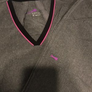 Women’s scrub set- brand: LYNX.